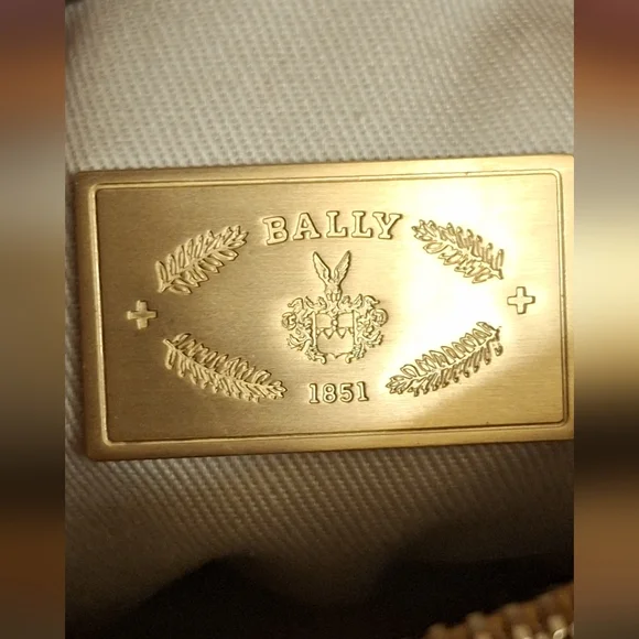 BALLY Italian Leather Hobo Bag Purse - Picture 11 of 14